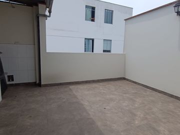 Duplex en Surquillo -Alquiler