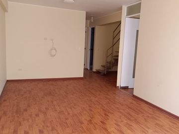 Duplex en Surquillo -Alquiler