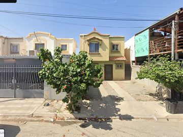 Casa en Villas las Lomas, Mexicali, Baja California, México
