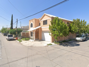 Casa en Prof. Rigoberto Quiroz G.  Alamedas III Etapa, Chihuahua  Chihuahua,  México