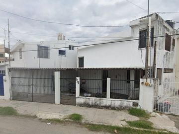 LINDA CASA EN COLONIA JARDINES CHETUMAL QUINTANA ROO
