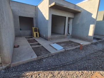 CASA EN VENTA EN MAIPU | 3 Hab. | B° privado