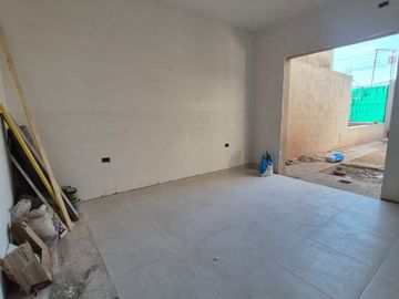 CASA EN VENTA EN MAIPU | 3 Hab. | B° privado
