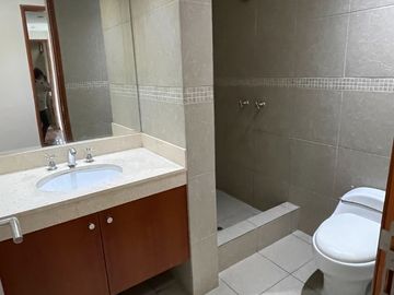 vendo dpto  Elias Aparicio la planicie la molina $245,000