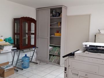 VENDO EDIFICIO COMERCIAL CON USO DE SUELO, COL. JACARANDAS