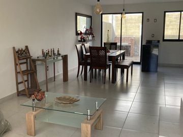 Se vende casa en Candora en el cluster Villa Blanca