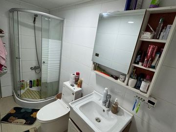 CASA EN EL PUEBLO DE CURACAVI