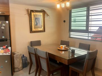 CASA EN EL ÁLAMO INDUSTRIAL, TLAQUEPAQUE, CON EXCELENTES ACABADOS