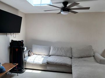 CASA EN EL ÁLAMO INDUSTRIAL, TLAQUEPAQUE, CON EXCELENTES ACABADOS