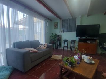 SE VENDE HERMOSA CASA EN MATTA-PLACERES,VALPARAISO