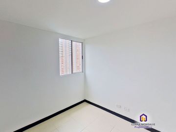 Apartamento de 3 alcobas en venta. Itagüí - Suramérica