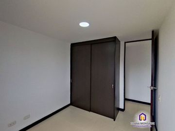 Apartamento de 3 alcobas en venta. Itagüí - Suramérica