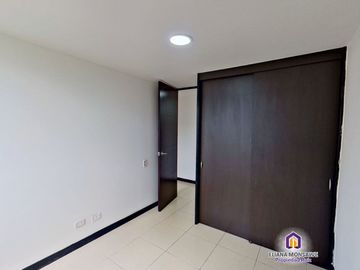 Apartamento de 3 alcobas en venta. Itagüí - Suramérica