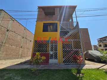 Oportunidad Venta De Casa De Dos Pisos En Pachacámac En Las Laderas