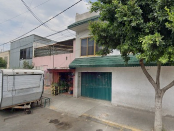 Casa en Venta Santa Rosa Guatavo A Madero CDMX