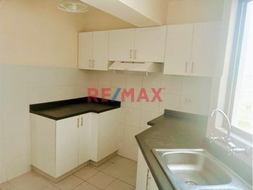 Venta De Moderno Departamento En Magdalena Del Mar DE 79M2