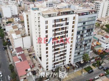 Venta De Moderno Departamento En Magdalena Del Mar DE 79M2