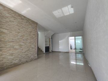 CASA EN VENTA EN CONDOMINIO AGUASCALIENTES SUR SANTA MONICA SAMS HEB COLEGIO STANFORD iINVERSIONISTAS
