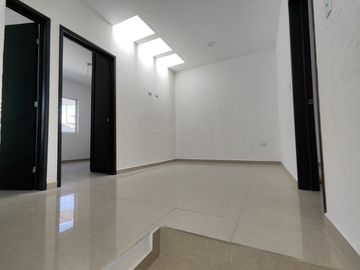 CASA EN VENTA EN CONDOMINIO AGUASCALIENTES SUR SANTA MONICA SAMS HEB COLEGIO STANFORD iINVERSIONISTAS