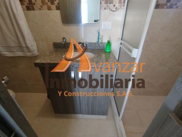 VENDO APARTAMENTO LA UNIVERSIDAD PLAZA