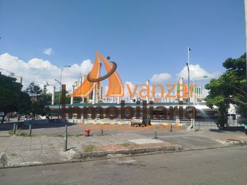 VENDO APARTAMENTO LA UNIVERSIDAD PLAZA