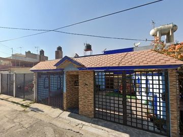 Casa En Venta Col. Valle De La Hacienda, Remate Bancario