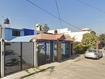 Casa En Venta Col. Valle De La Hacienda, Remate Bancario