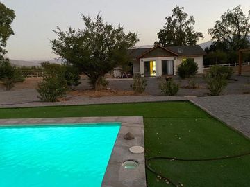 PRECIO IMPERDIBLE! Hermosa Casa en Condominio en Paine