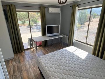 PRECIO IMPERDIBLE! Hermosa Casa en Condominio en Paine
