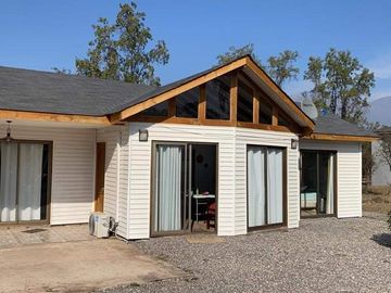PRECIO IMPERDIBLE! Hermosa Casa en Condominio en Paine
