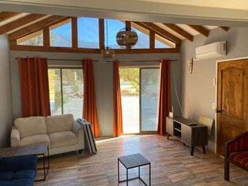 PRECIO IMPERDIBLE! Hermosa Casa en Condominio en Paine