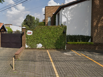 CASA EN REMATE, EN SAN BERNABE