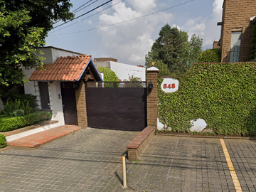 CASA EN REMATE, EN SAN BERNABE