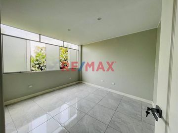 Se Vende Departamento De Estreno 2Do Piso En Huachipa