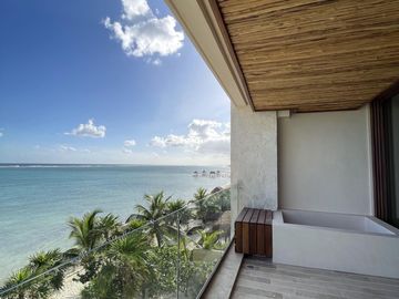 DEPARTAMENTO DE LUJO FRENTE AL MAR EN TANKAH TULUM