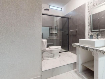 PRECIOSA CASA UBICADA EN XALAPA CENTRO, CON TODOS LOS SERVICIOS CERCANOS