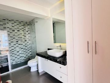 Venta Exclusivo Departamento Urbanización Monterrico Norte San Borja