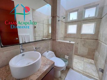 ¡Una sola propiedad, infinitas posibilidades! Inversión única en Vidamar con 4 apartaestudios en uno