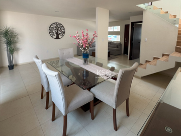 SE VENDE CASA EN PACHUCA, ARBOLEDAS DE SANTA MATILDE.