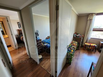 Venta de departamento en Av. Macul esq. Los Olmos, con 3 dormitorios, 2 terrazas, piscina, cowork y gran conectividad en condominio seguro