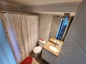 Venta de departamento en Av. Macul esq. Los Olmos, con 3 dormitorios, 2 terrazas, piscina, cowork y gran conectividad en condominio seguro