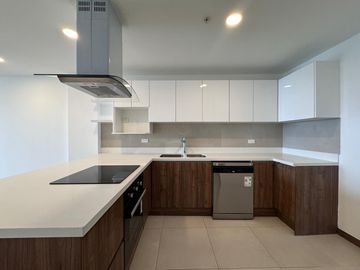 DEPARTAMENTO EN VENTA GONZÁLEZ SUÁREZ 3 DORMITORIOS