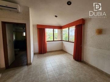 Casa con  diseño Mexicano Contemporáneo, en Fracc privado Tres Pasos.