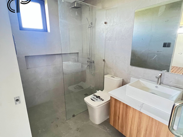 For Sale: Elegant 3.5-Storey Owner-Built Home in Venare, Nuvali