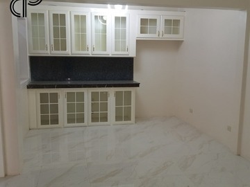 For sale: 2-Storey House and Lot in Brookside Hills, Cainta, Rizal