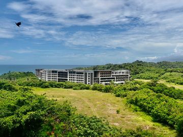 Costal Living Awaits: Fully-Furnished One-Bedroom Gem at Oceanway Residences, Boracay!