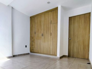 DEPARTAMENTO SEMI AMUEBLADO EN RENTA EN SANTIAGO MOMOXPAN