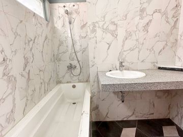 Rumah Ready Murah 2 Lantai / 4 Kamar Jagakarsa Jakarta Selatan Shm