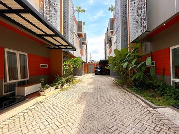 Rumah Ready Murah 2 Lantai / 4 Kamar Jagakarsa Jakarta Selatan Shm