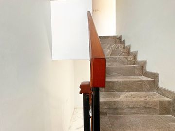 Rumah Ready Murah 2 Lantai / 4 Kamar Jagakarsa Jakarta Selatan Shm